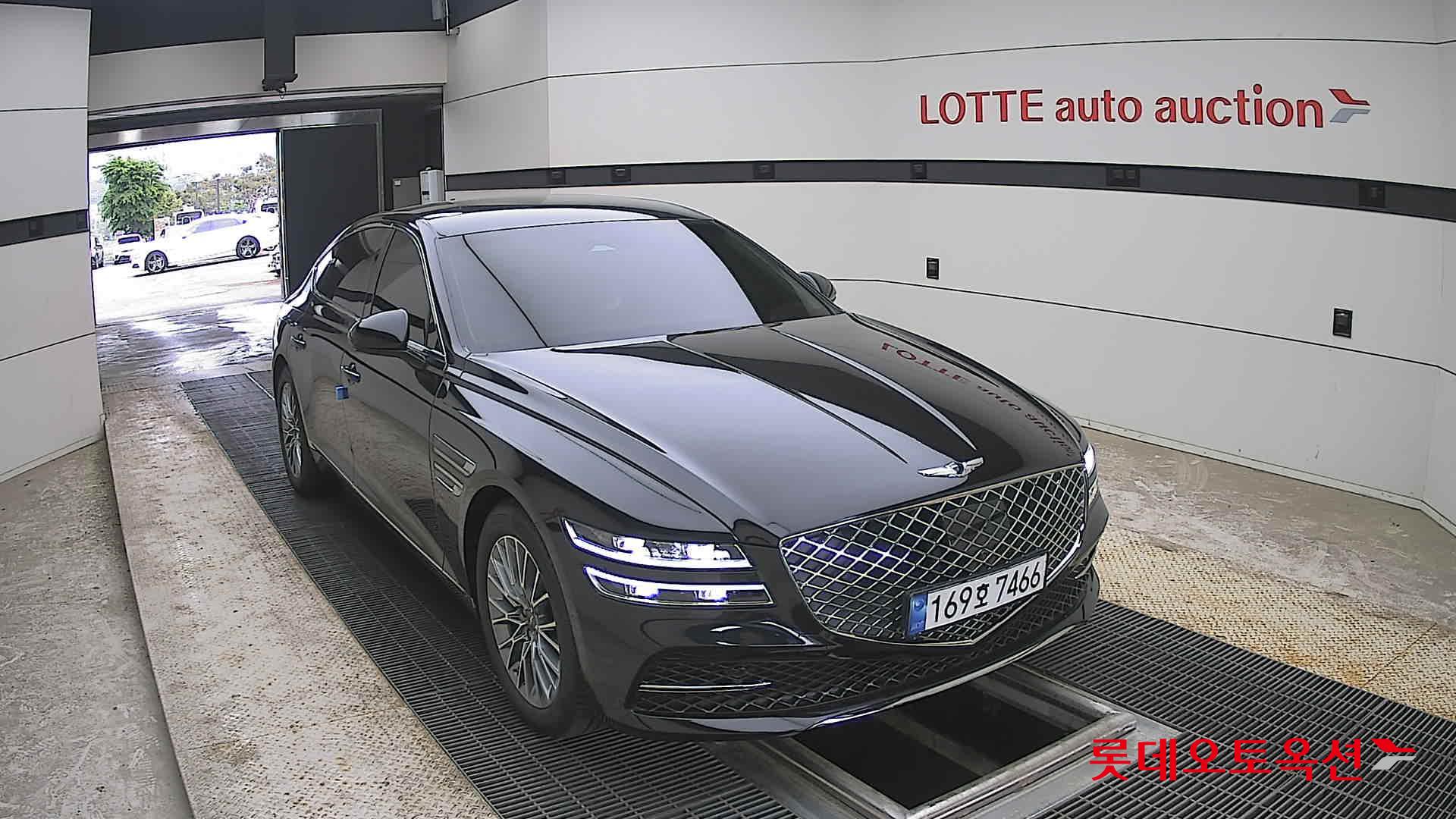 Genesis G80 - 24