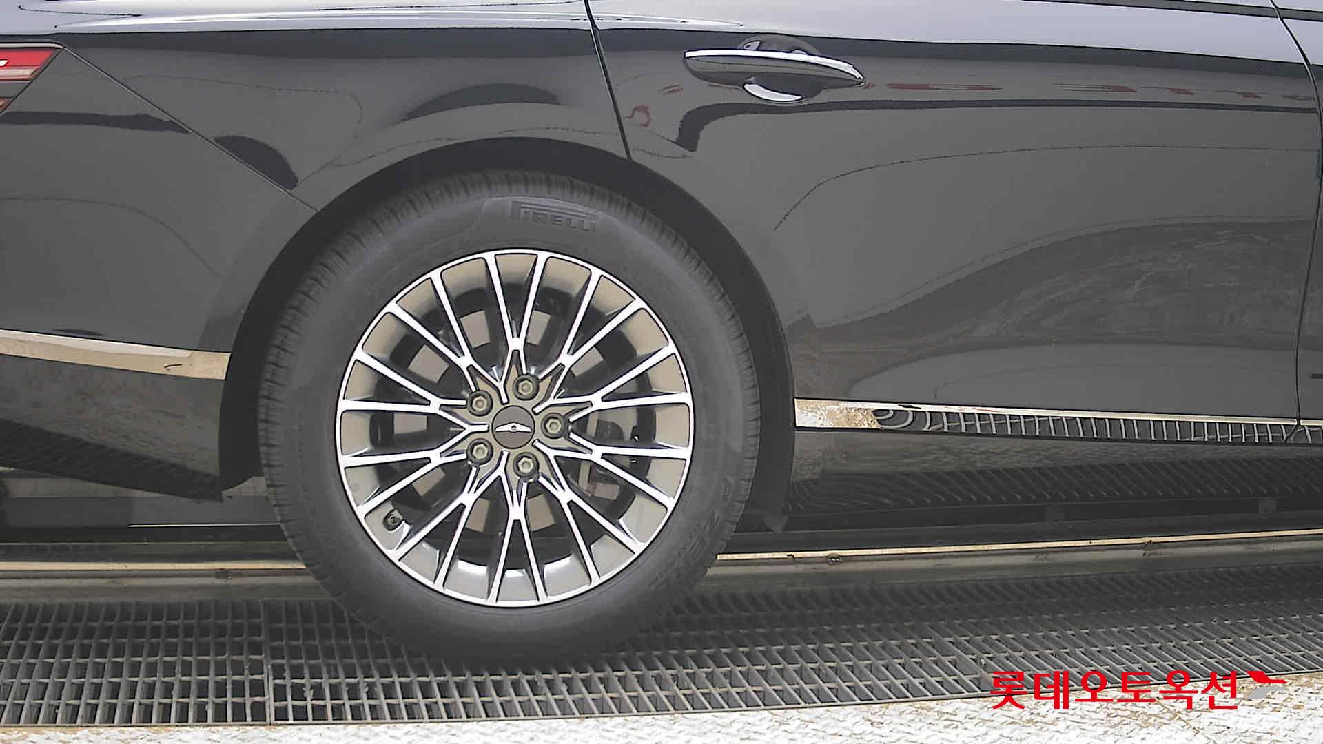 Genesis G80 - 28