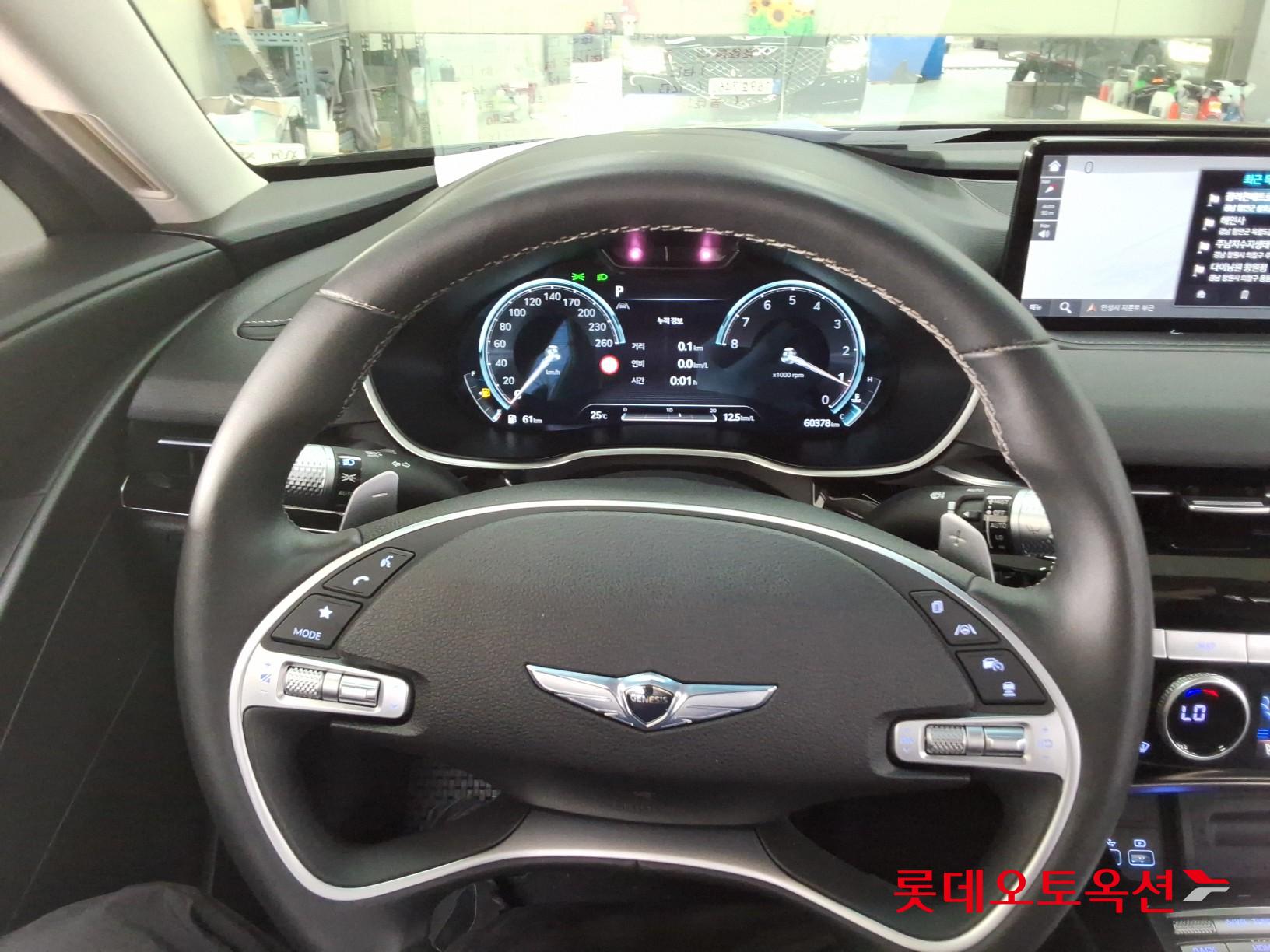 Genesis G80 - 30