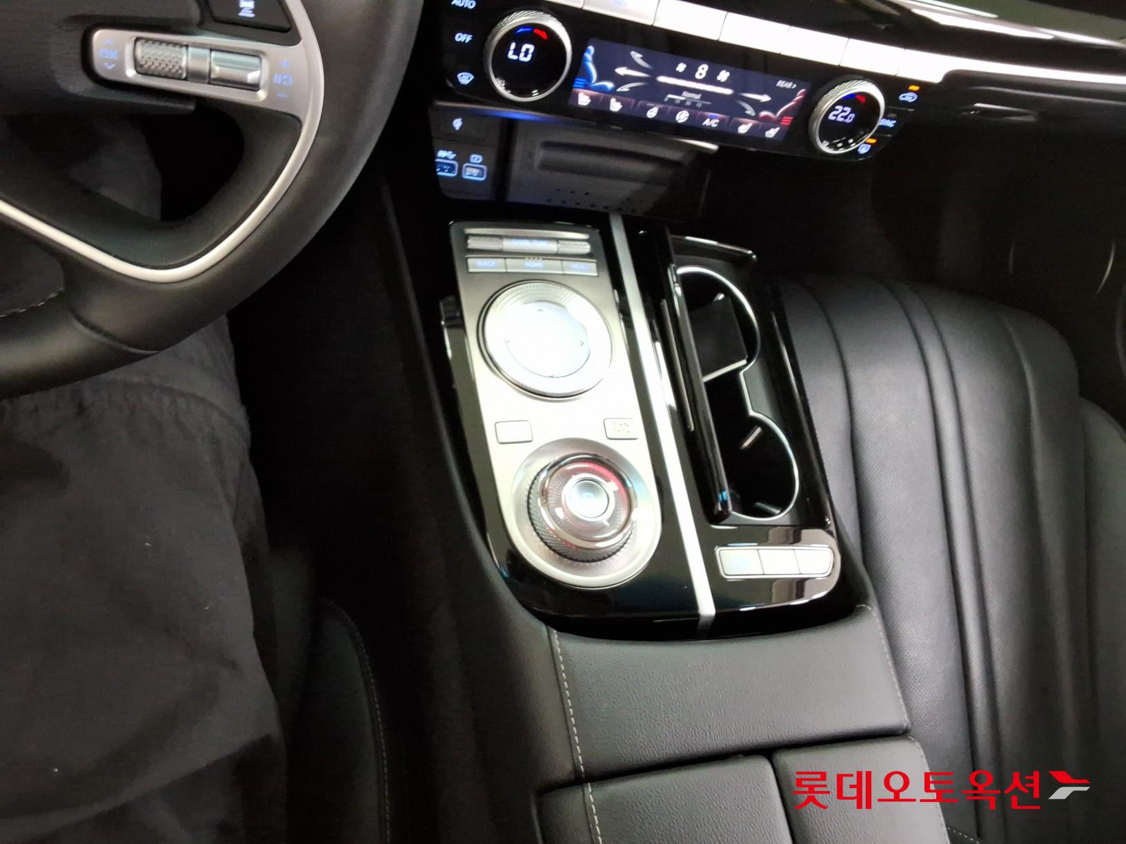 Genesis G80 - 32