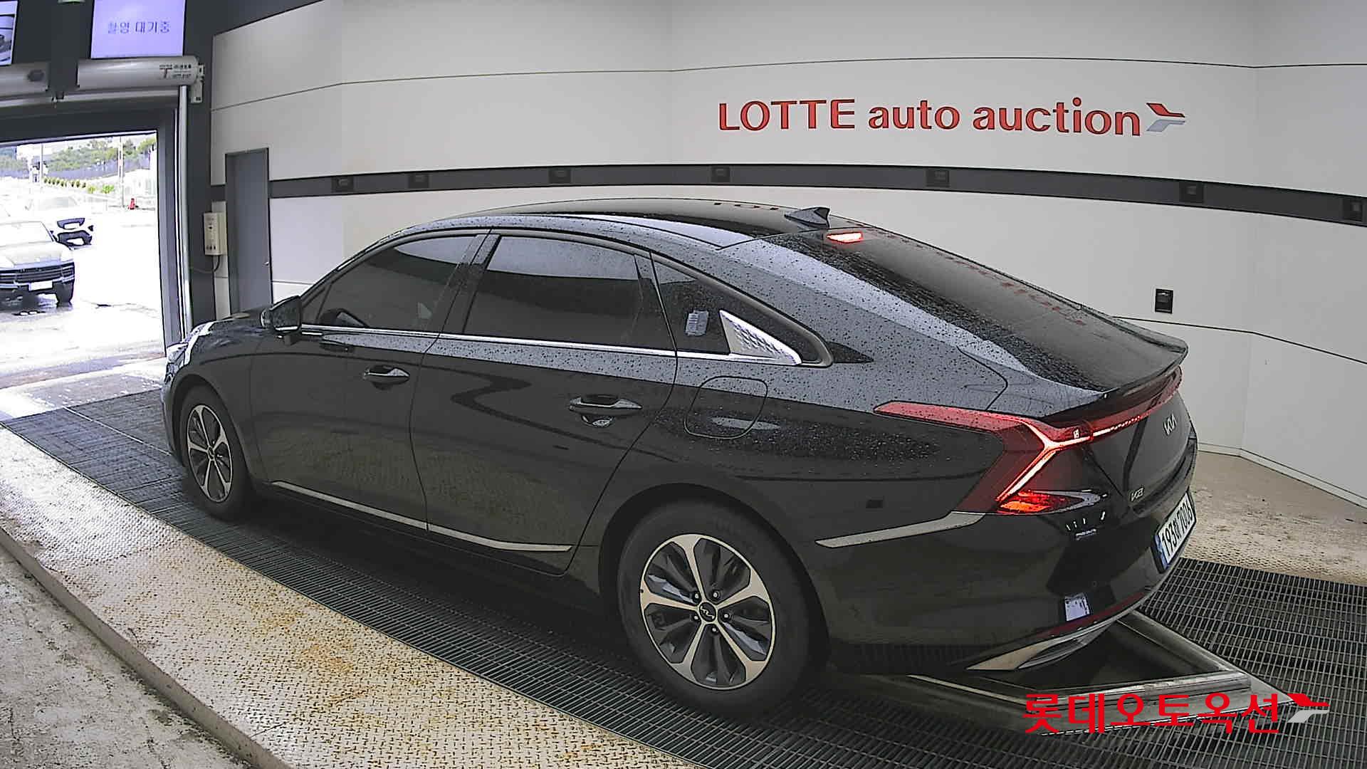 Kia K8 - 15