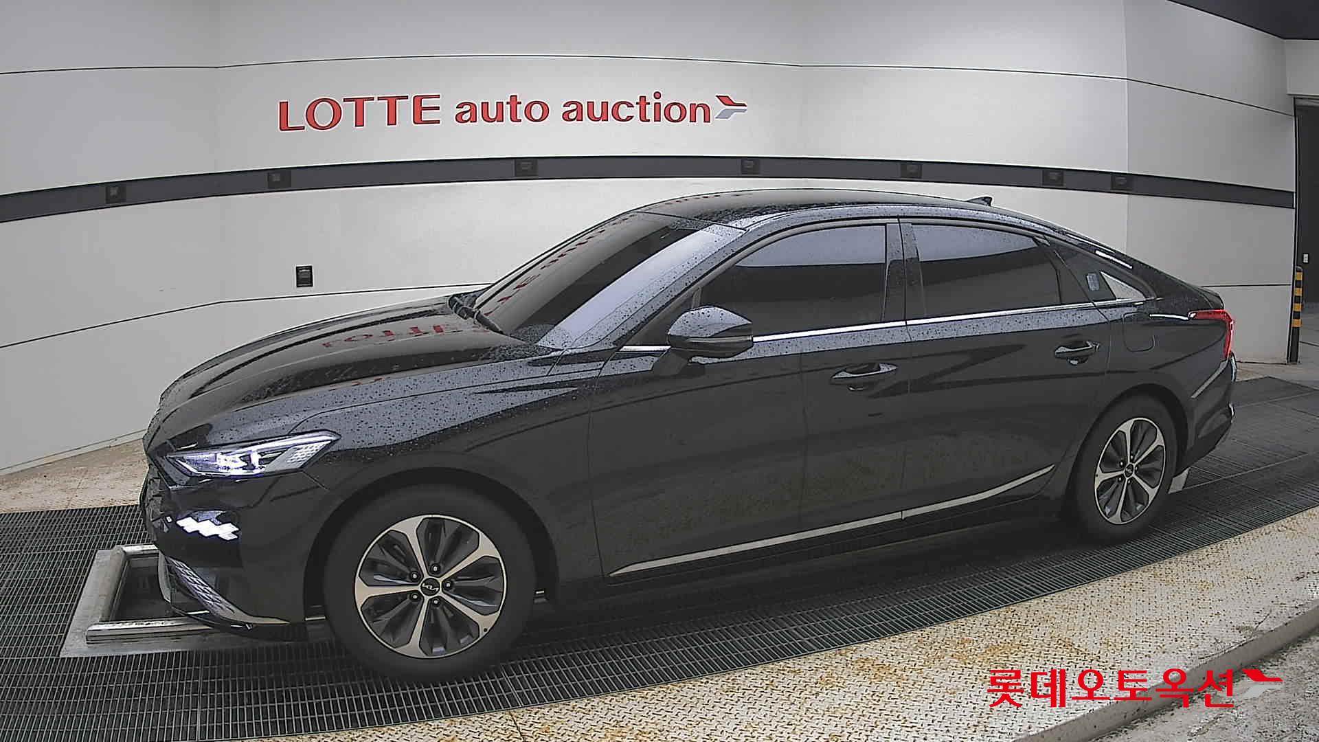 Kia K8 - 12
