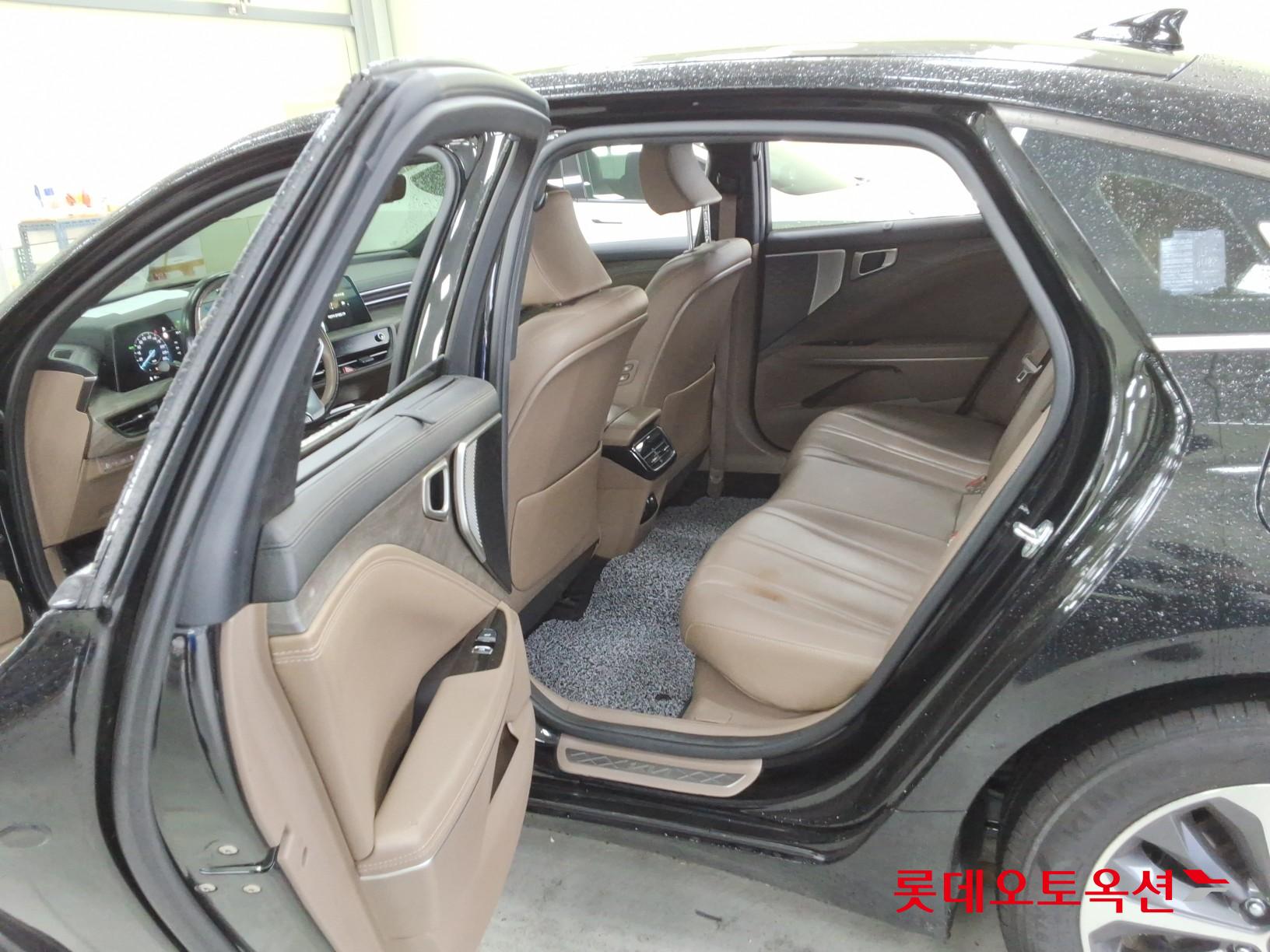 Kia K8 - 38