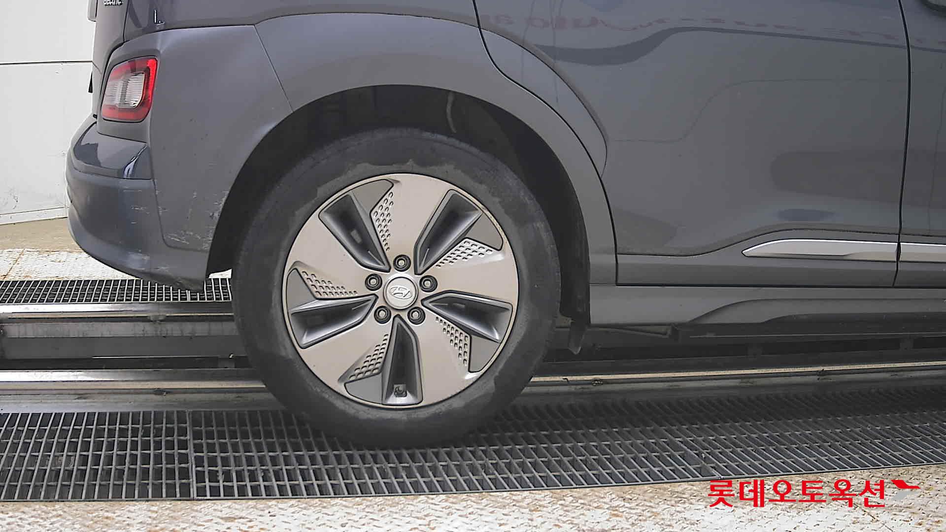 2020 - hyundai kona