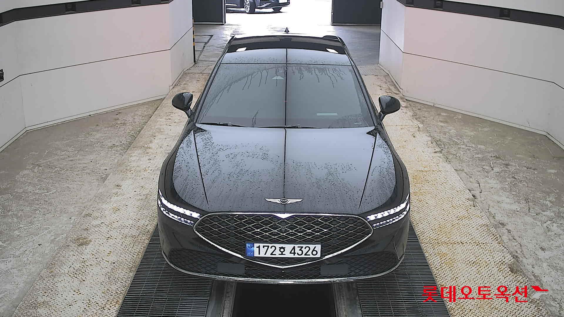 جينيسيس G90