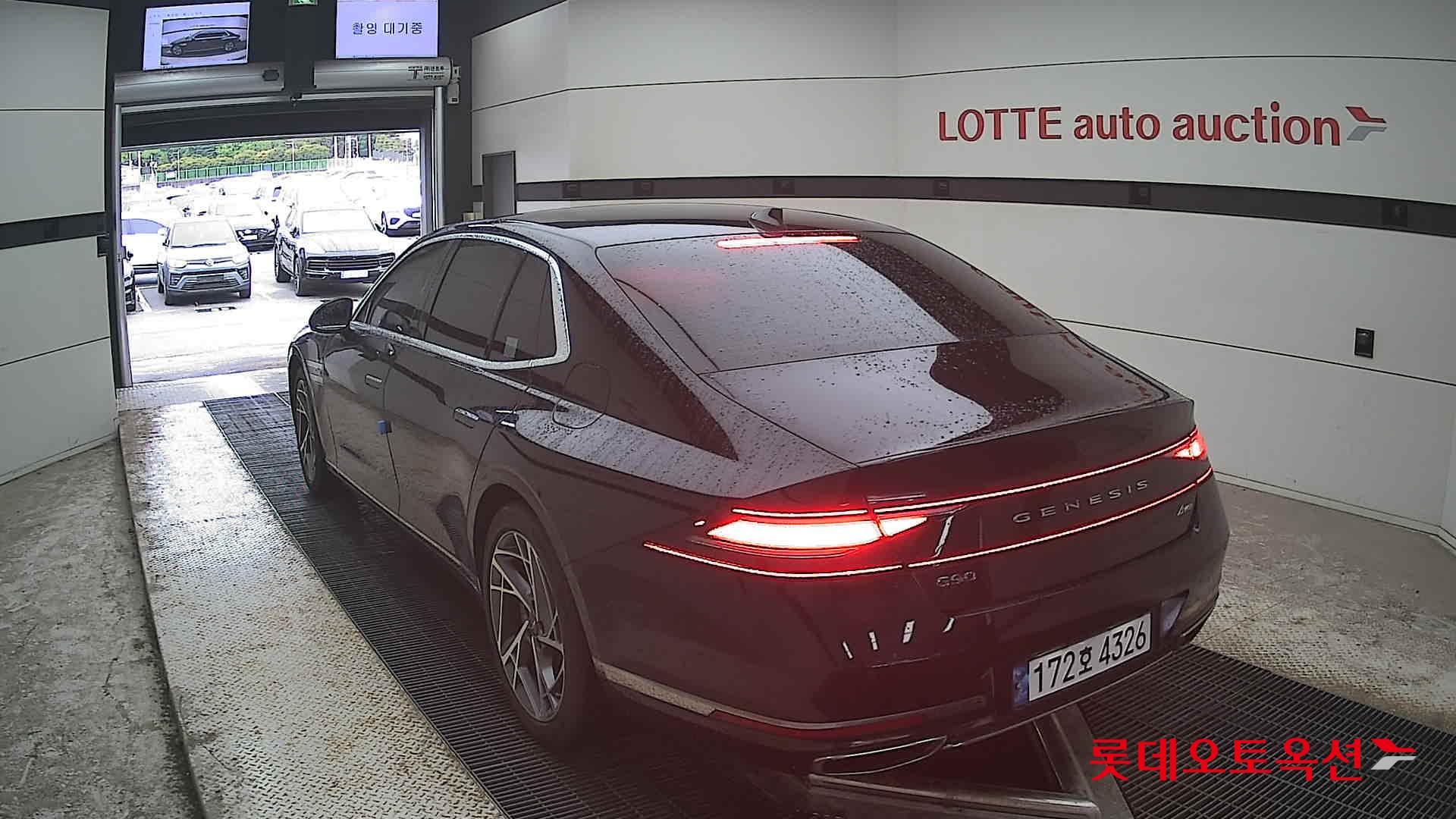 جينيسيس G90 - 16