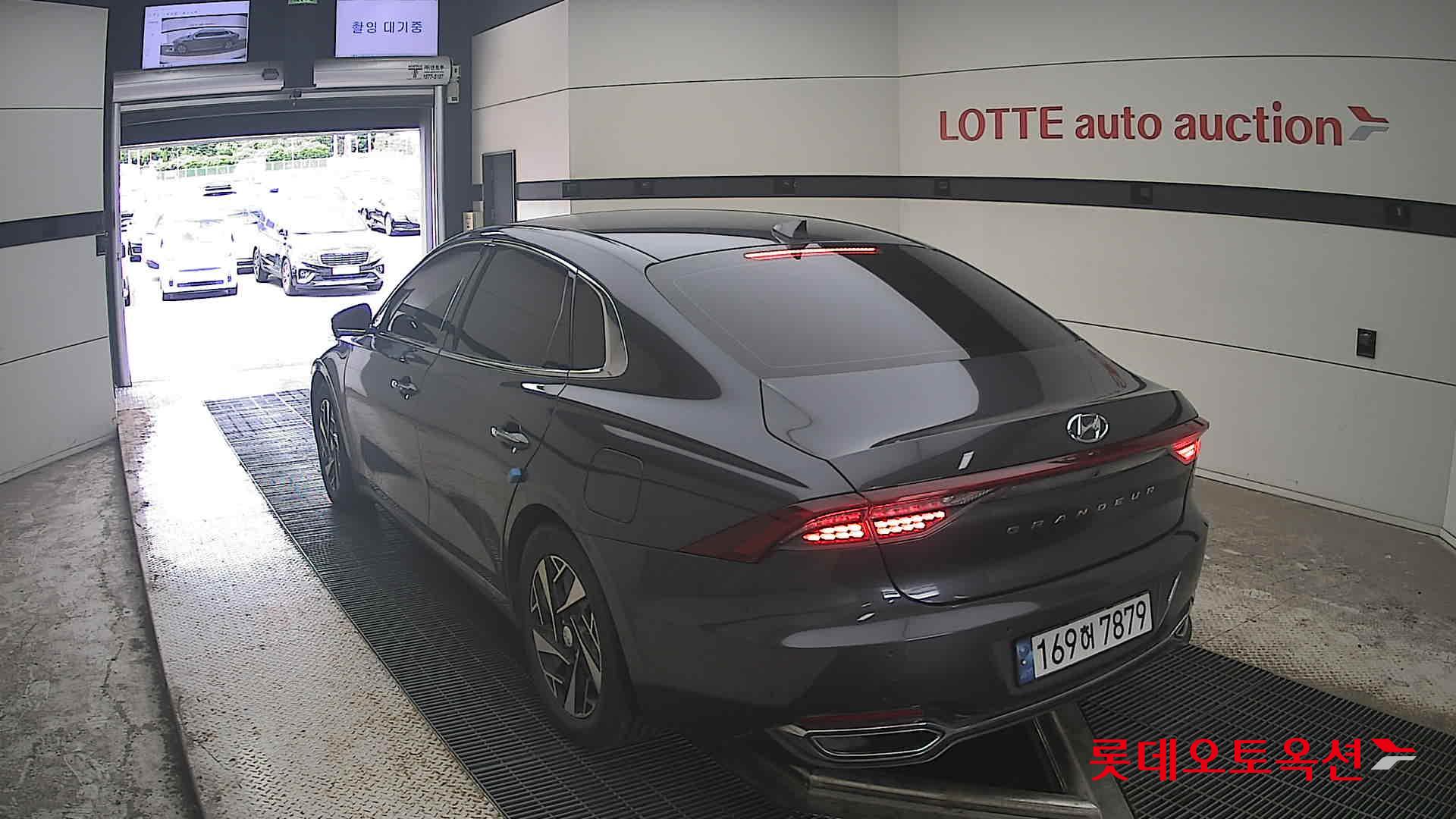 2022 - hyundai grandeur