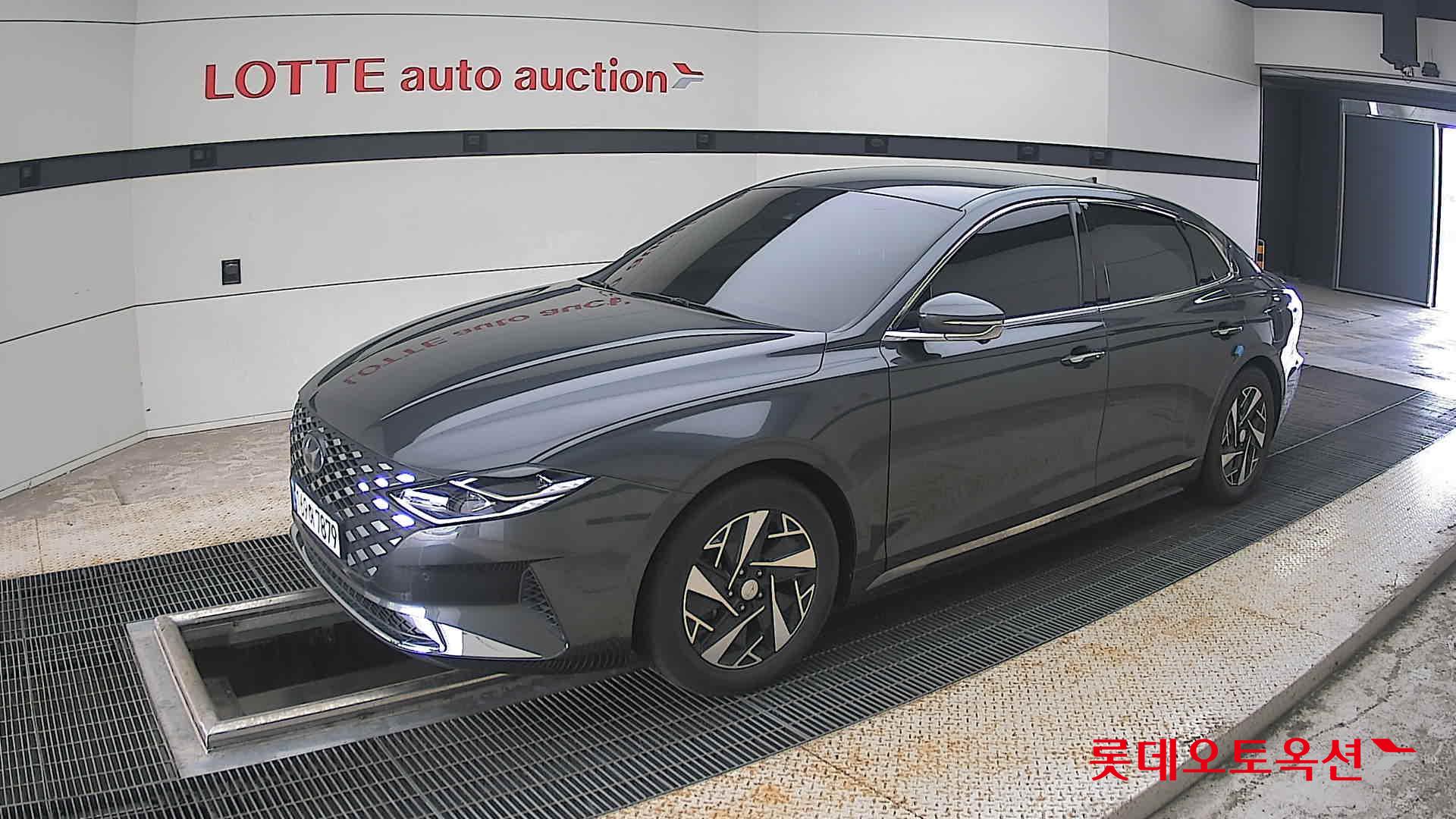 2022 - hyundai grandeur