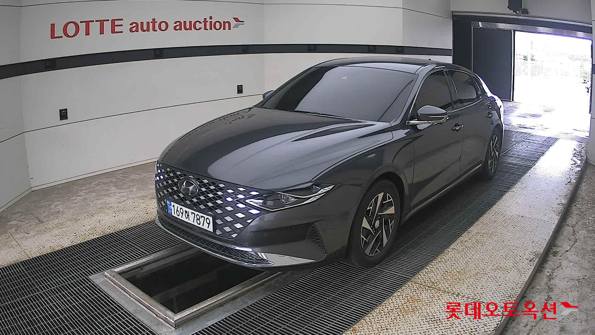 2022 - hyundai grandeur