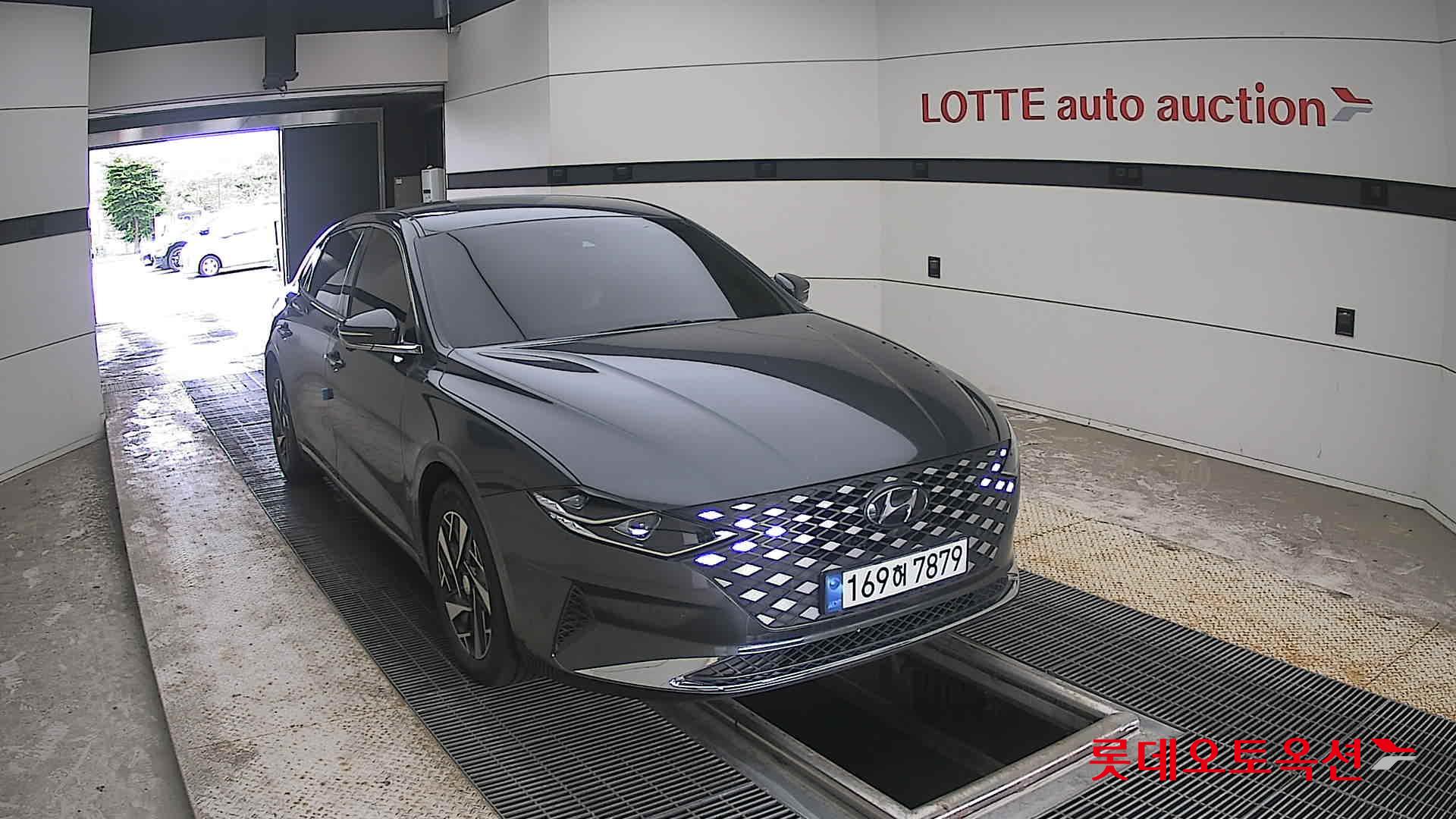 2022 - hyundai grandeur