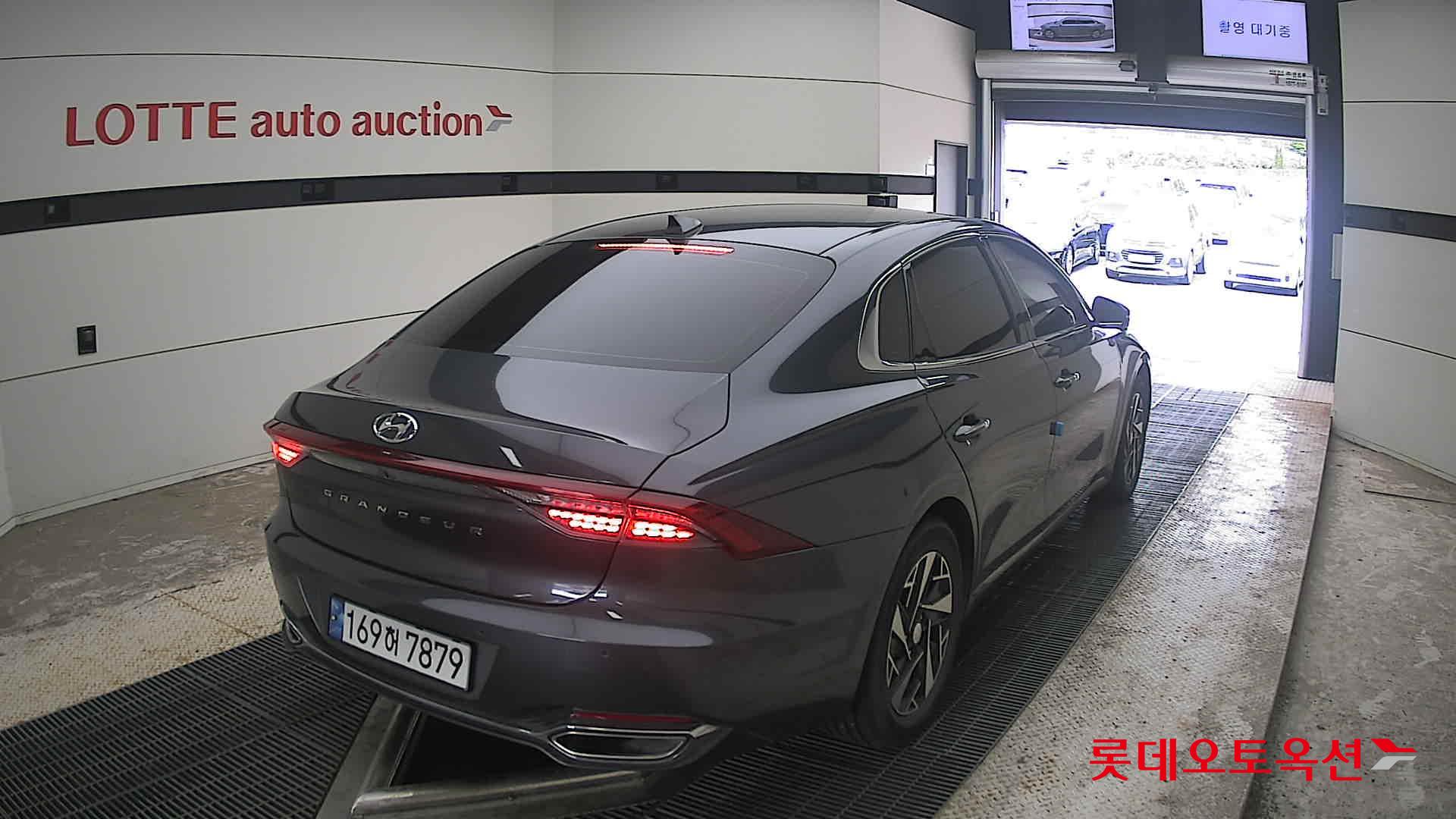 2022 - hyundai grandeur