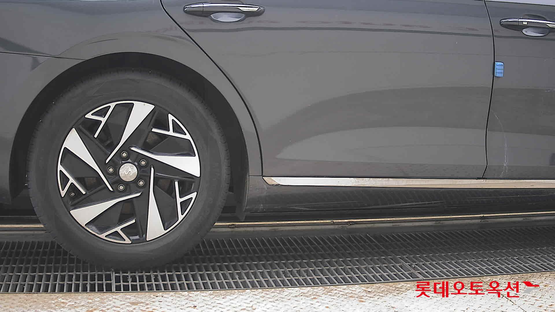 2022 - hyundai grandeur