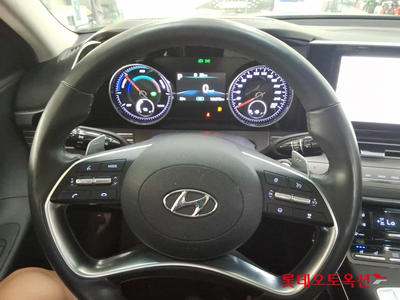 2022 - hyundai grandeur