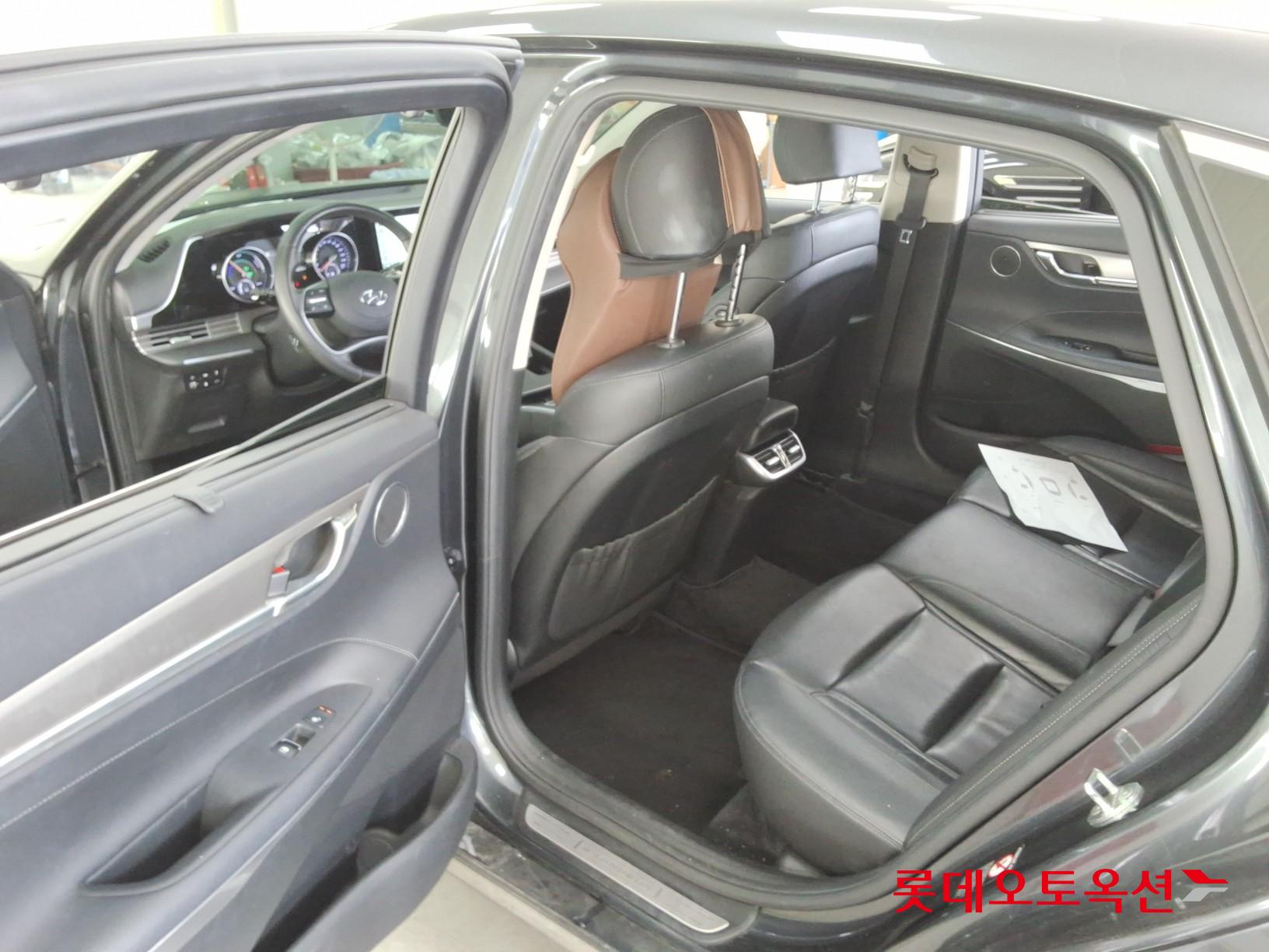 2022 - hyundai grandeur