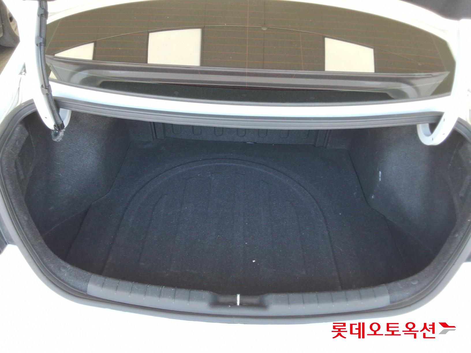 현대 아반떼 - 9