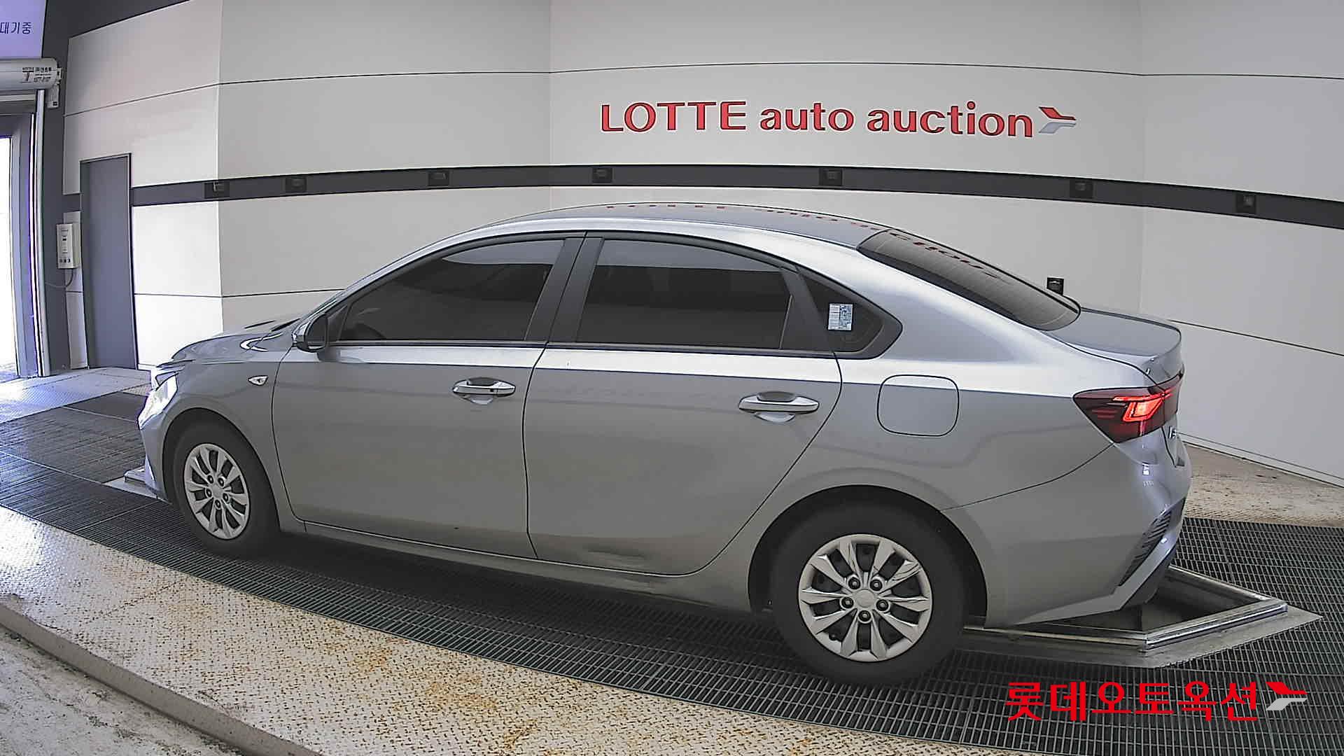 Kia K3 - 14