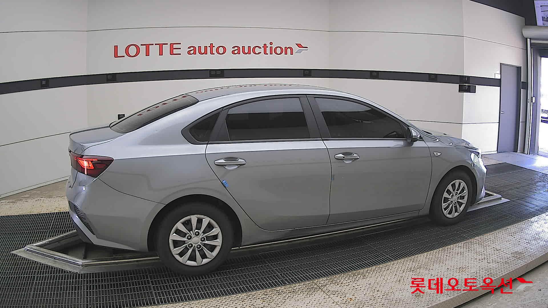 Kia K3 - 20