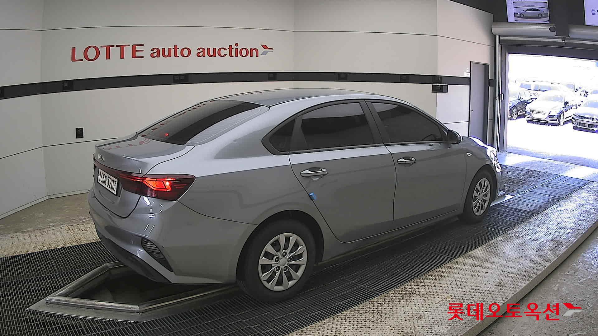 Kia K3 - 19