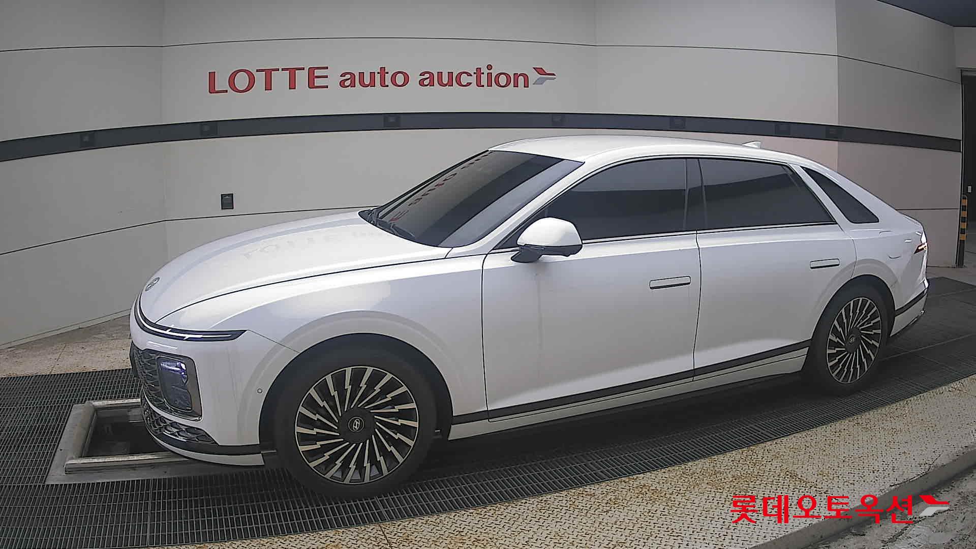هيونداي جرانديور 2026 AT