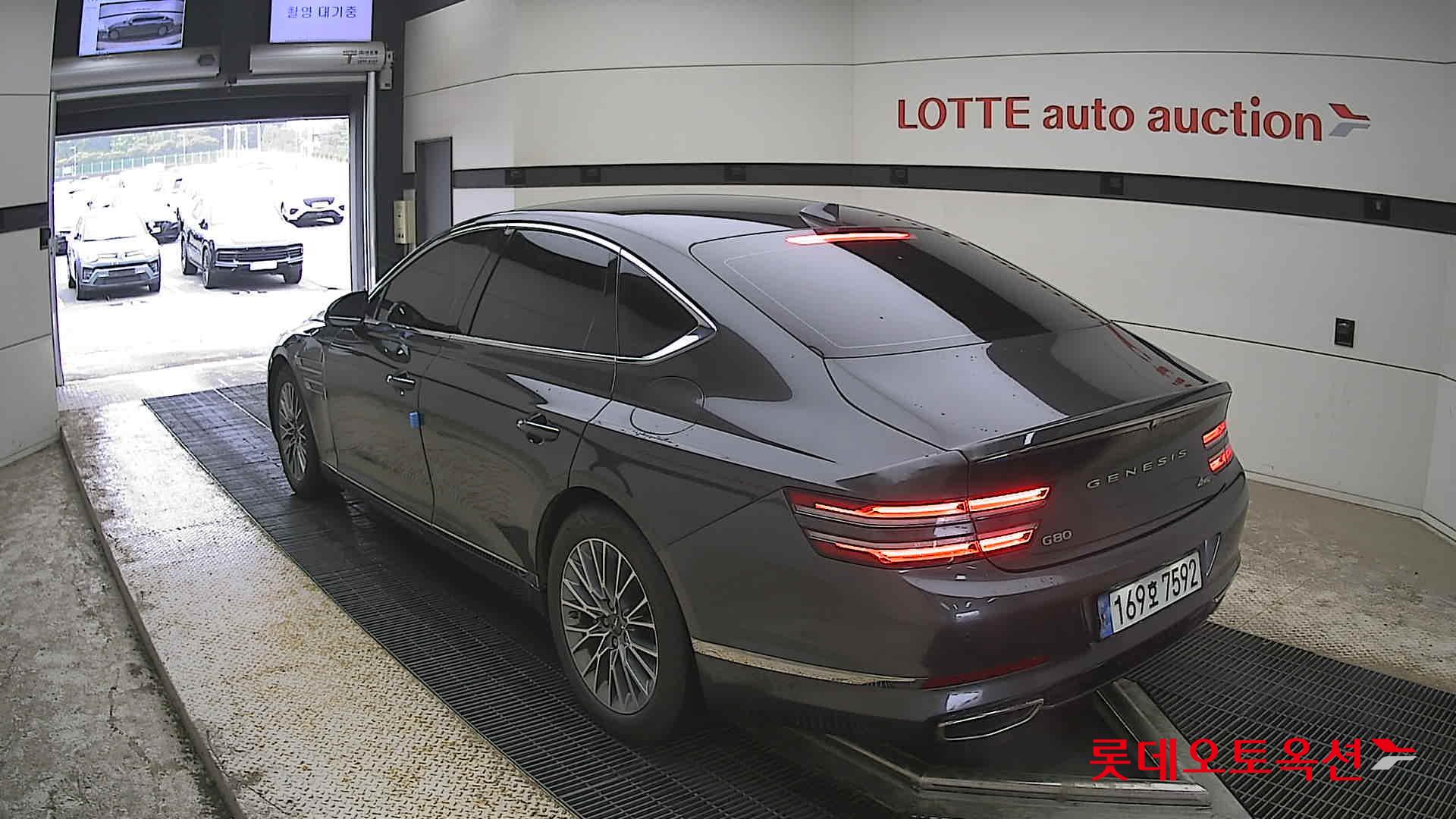 Genesis G80 - 4