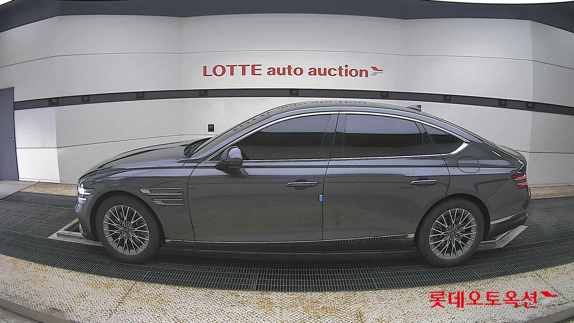 Genesis G80 - 13