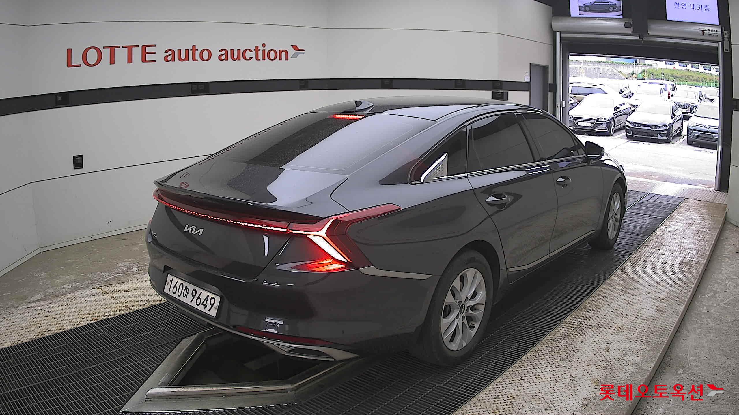 Kia K8 - 5