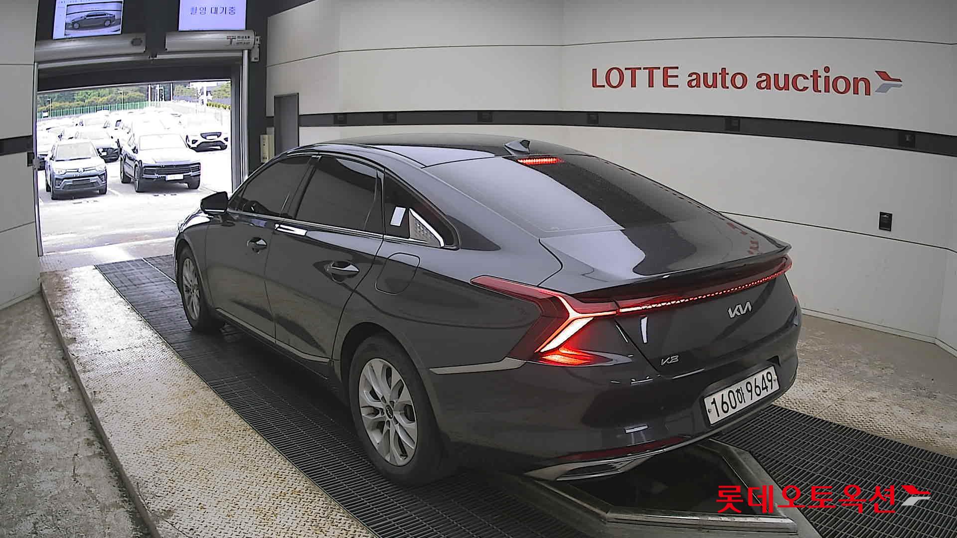 Kia K8 - 4