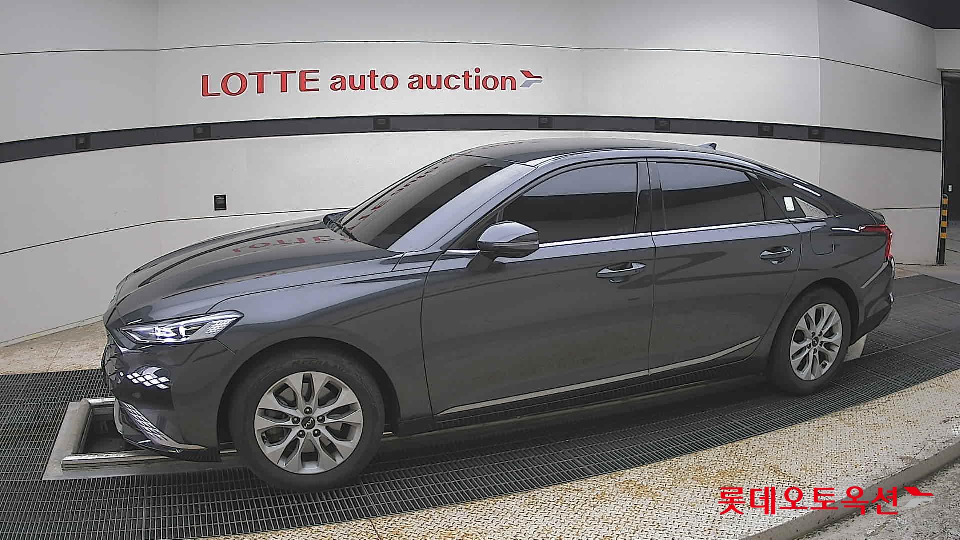 Kia K8 - 12