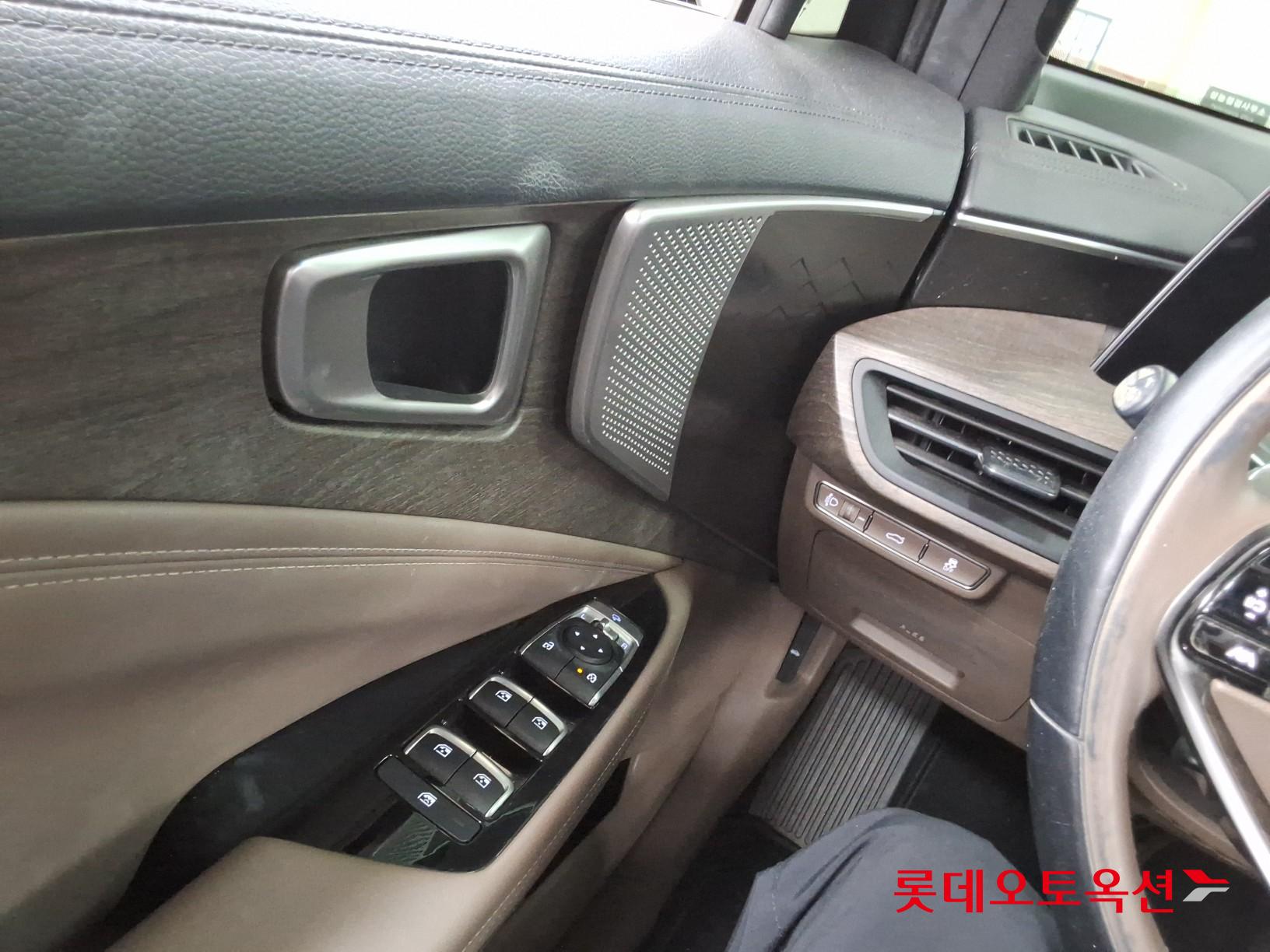 Kia K8 - 29