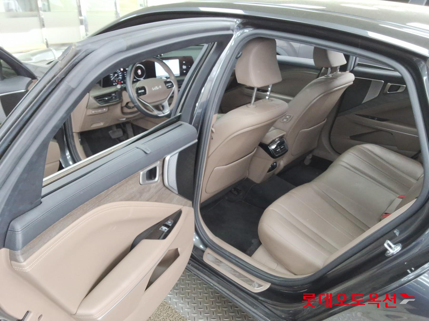 Kia K8 - 37