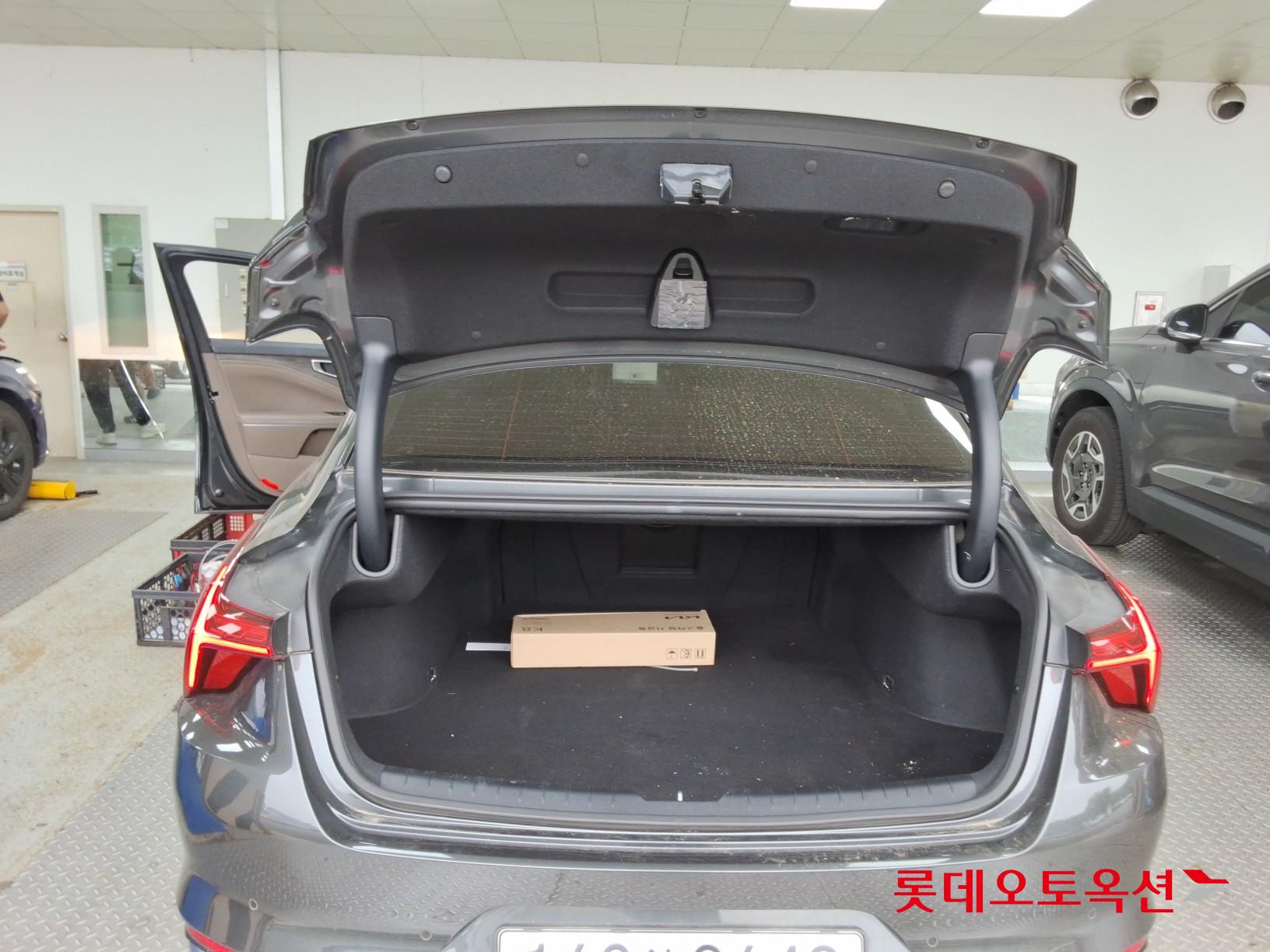 Kia K8 - 9