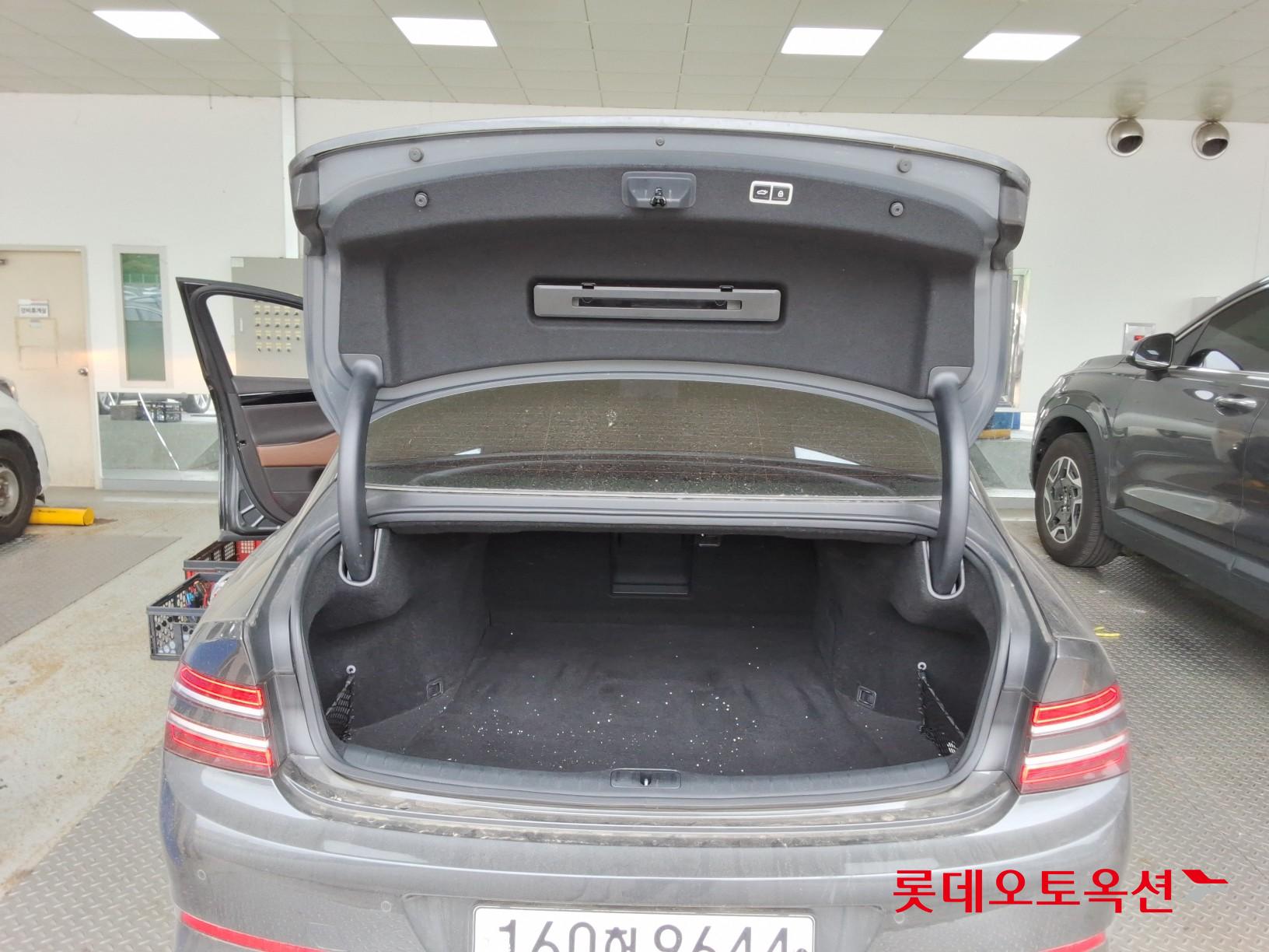 Genesis G80 - 9