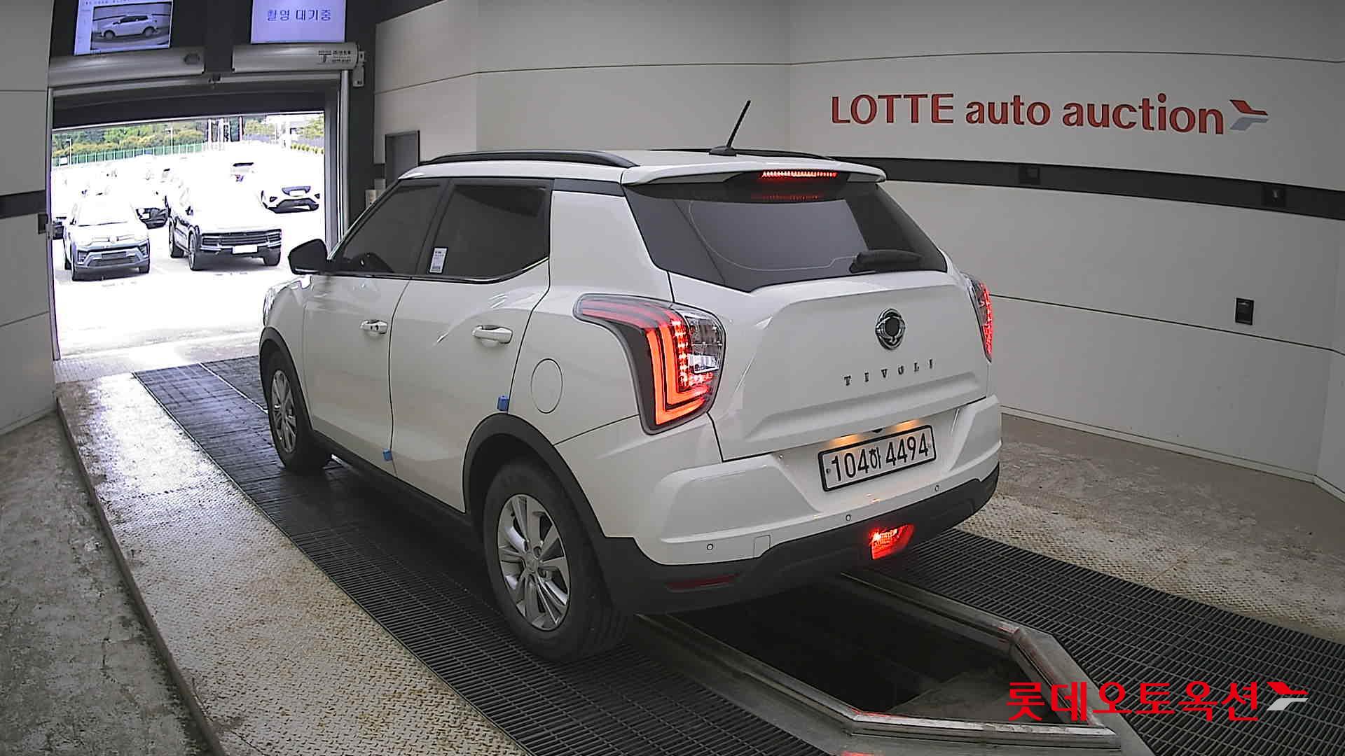 KG Mobility Tivoli - 4