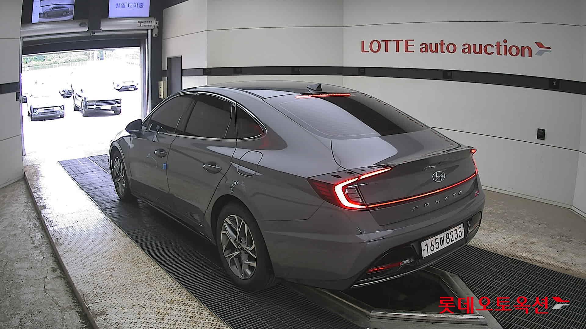 Hyundai Sonata - 4
