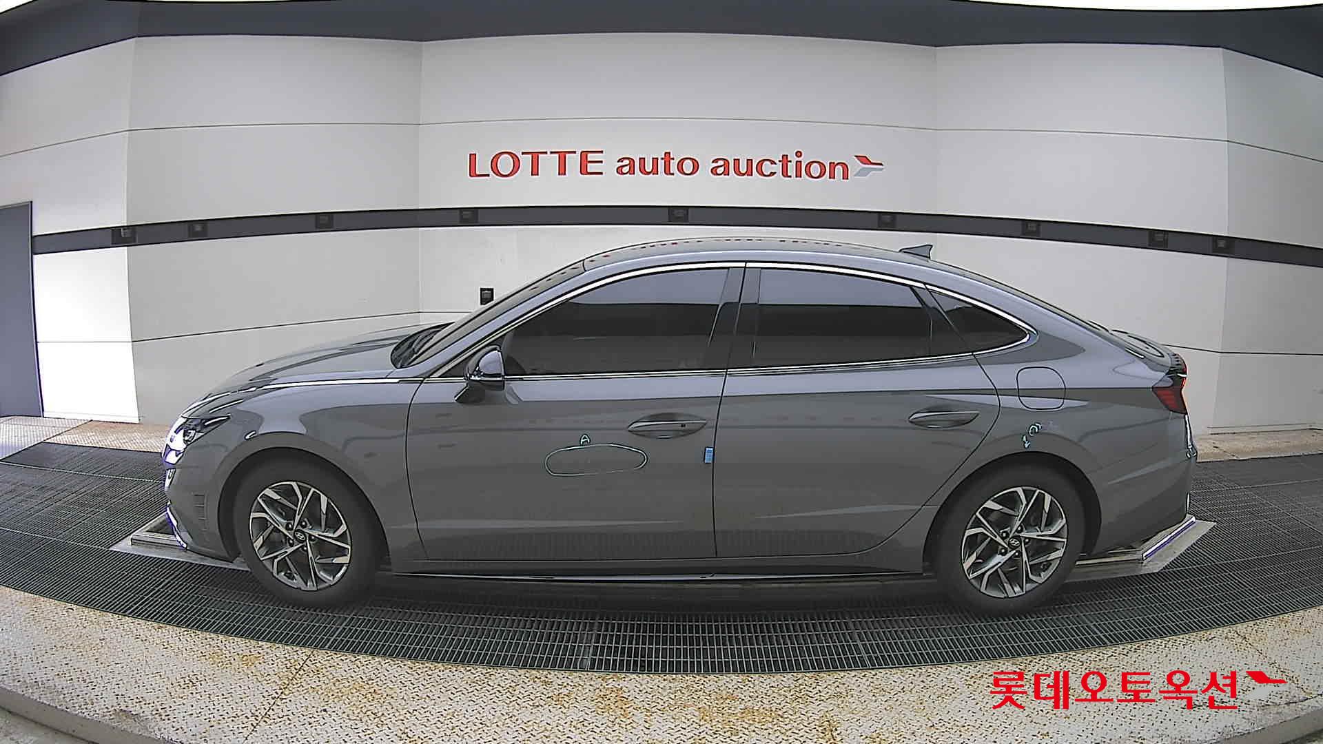 Hyundai Sonata - 13