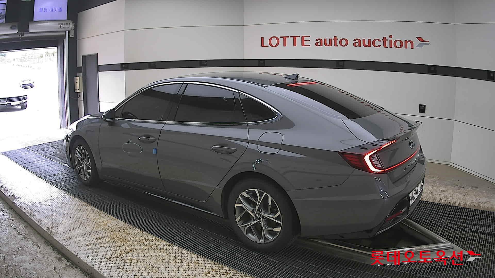 Hyundai Sonata - 15