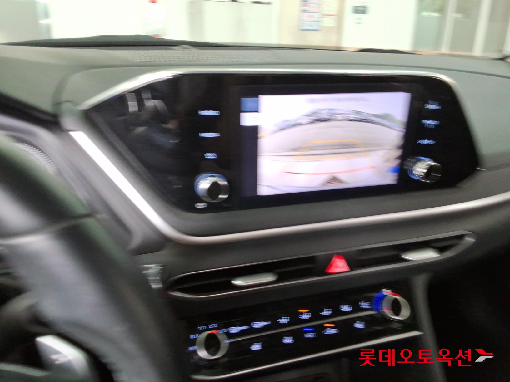 Hyundai Sonata - 31