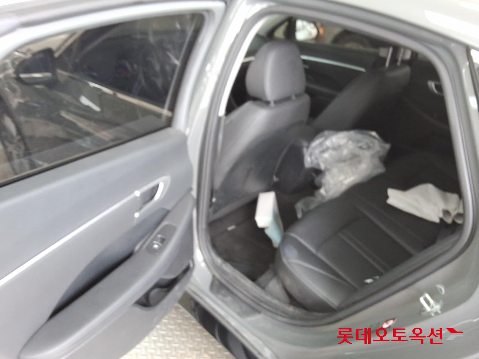 Hyundai Sonata - 37