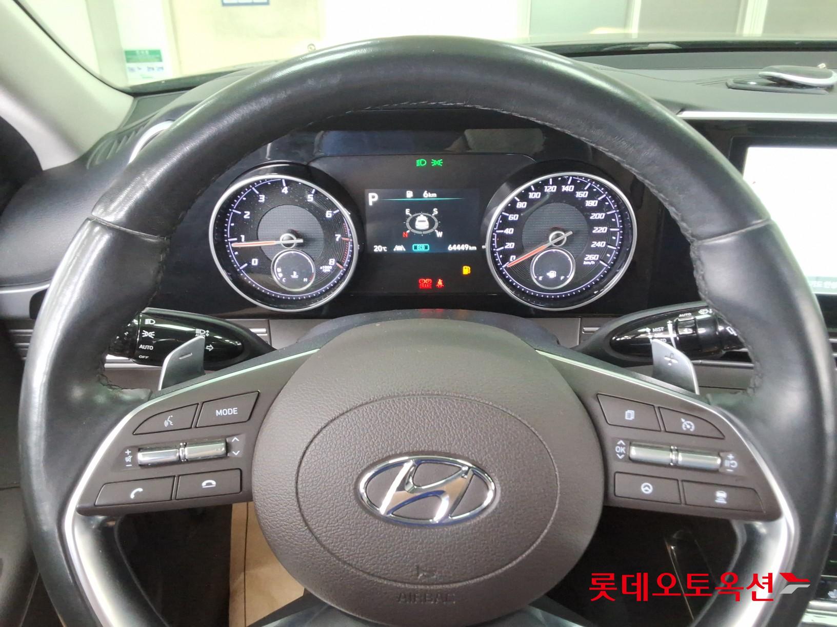 Hyundai Grandeur - 30