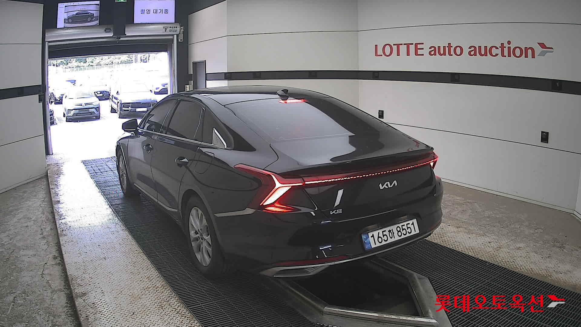 Kia K8 - 16