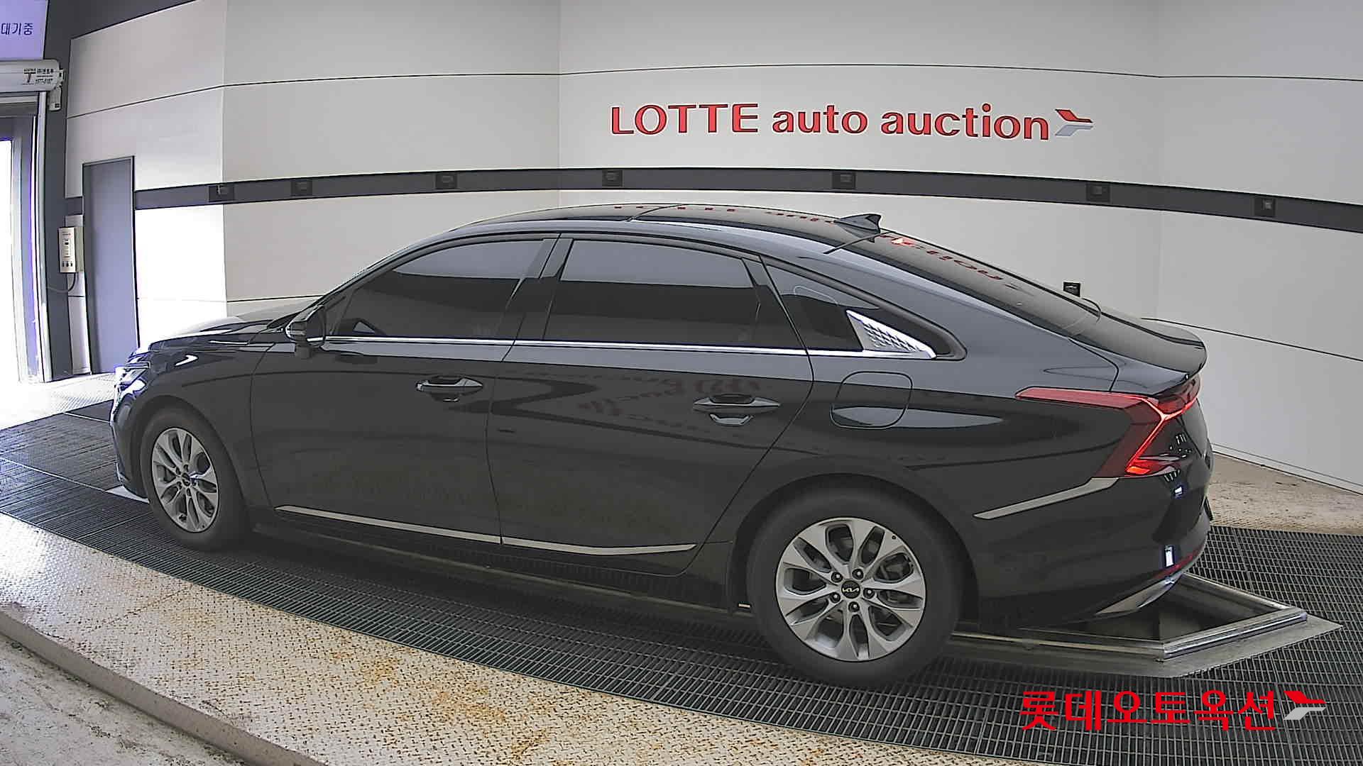 Kia K8 - 14
