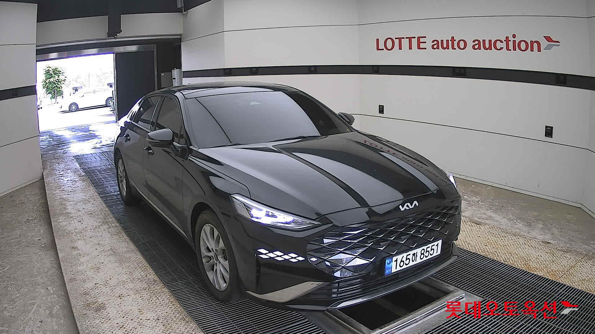 Kia K8 - 24