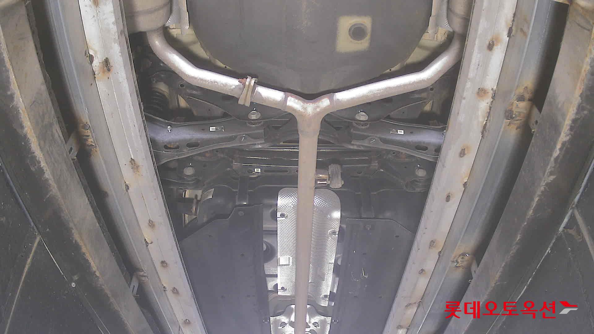 Kia K8 - 2