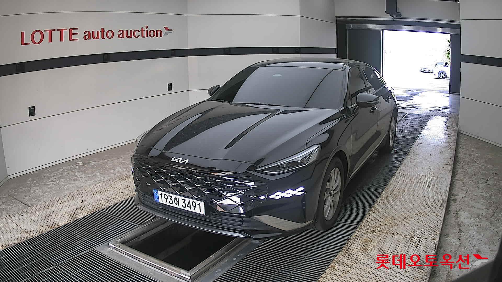 2022 - kia k8