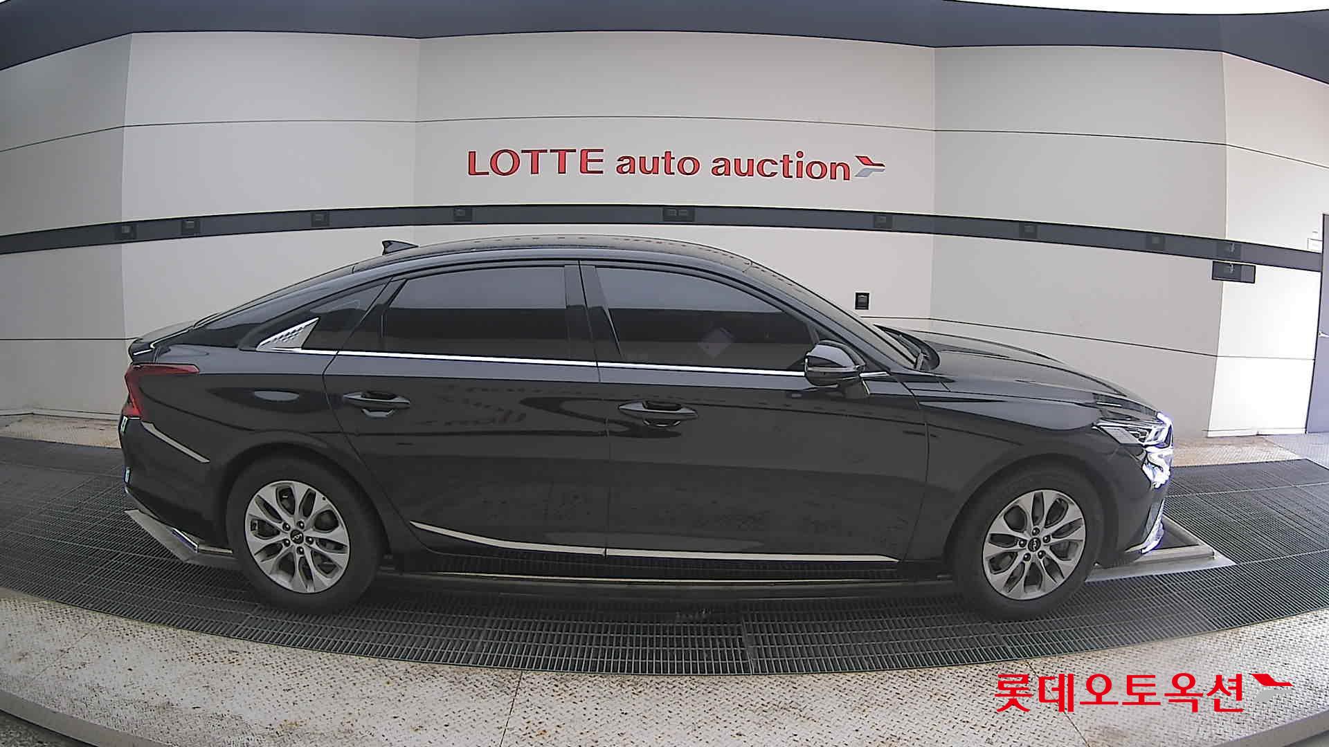 2022 - kia k8