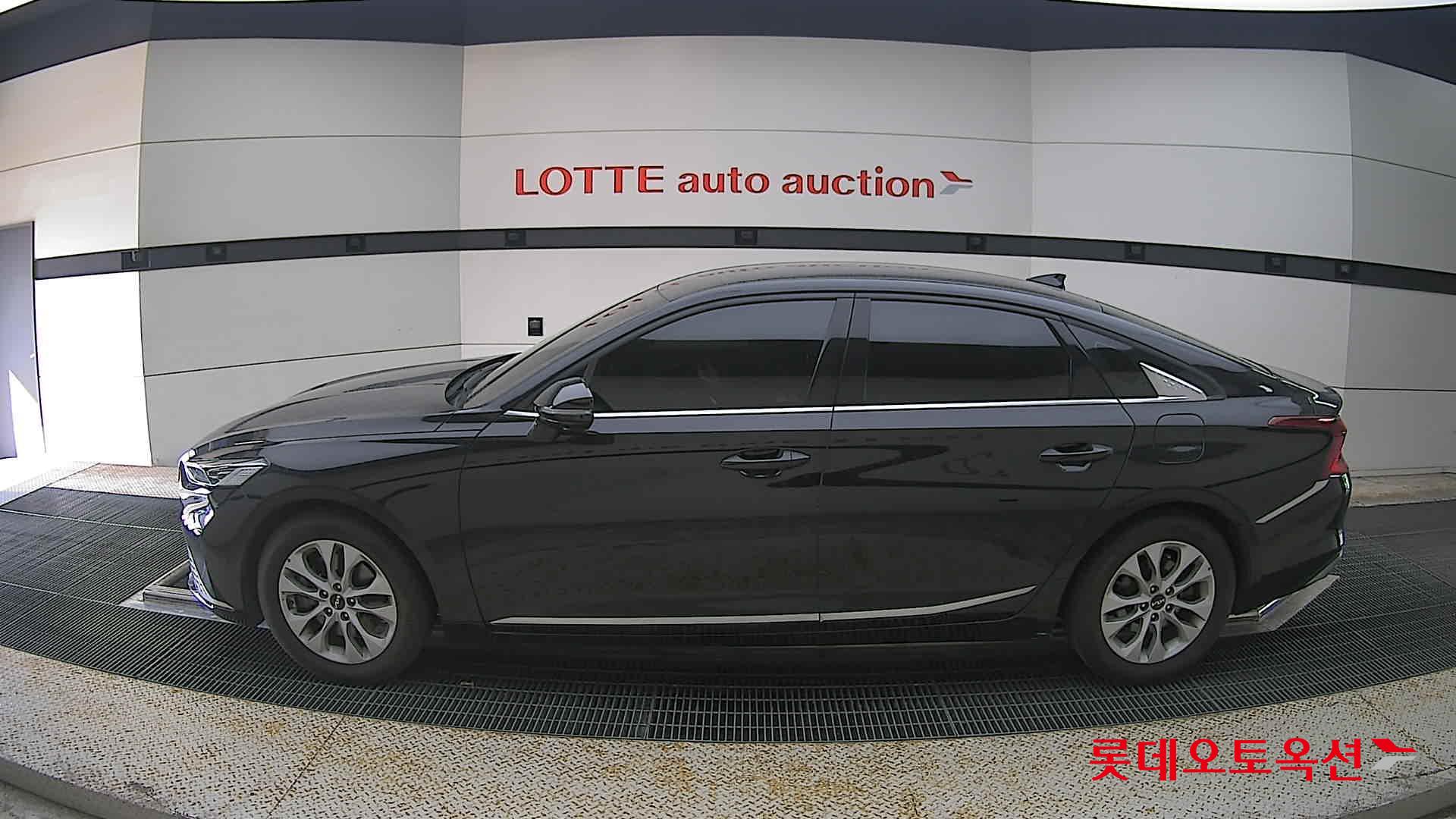 2022 - kia k8