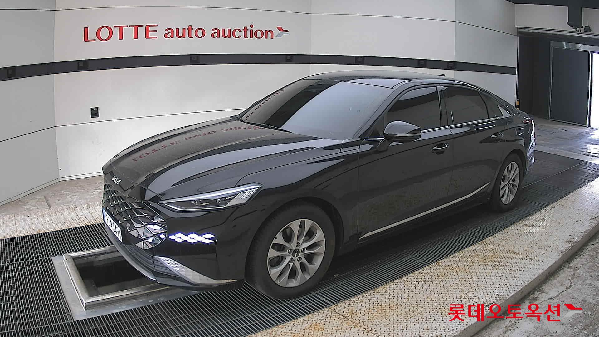 2022 - kia k8