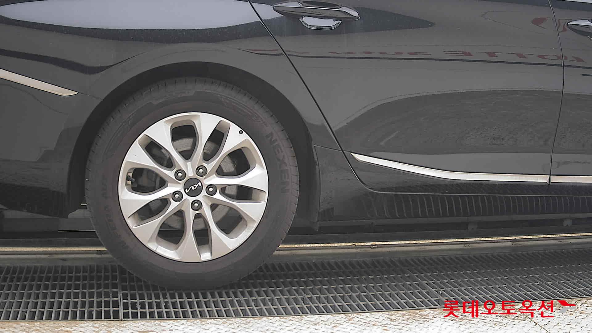 2022 - kia k8