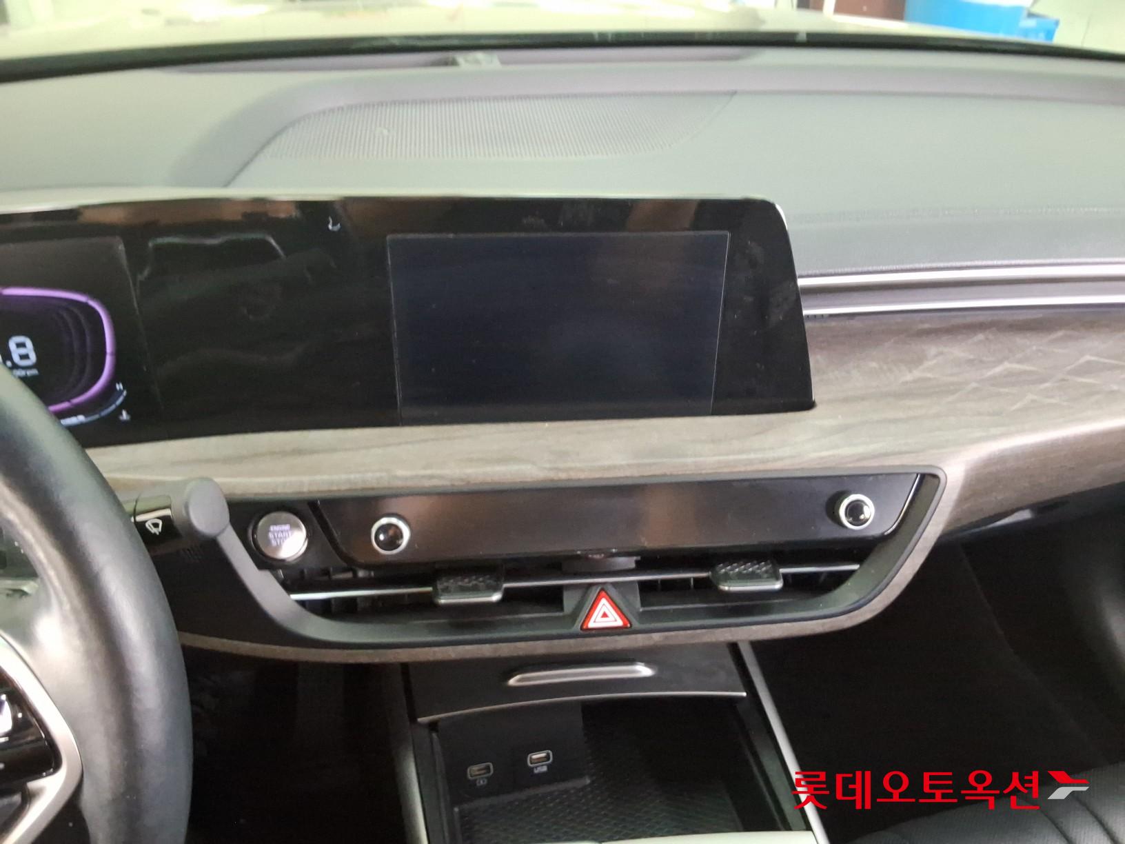 2022 - kia k8