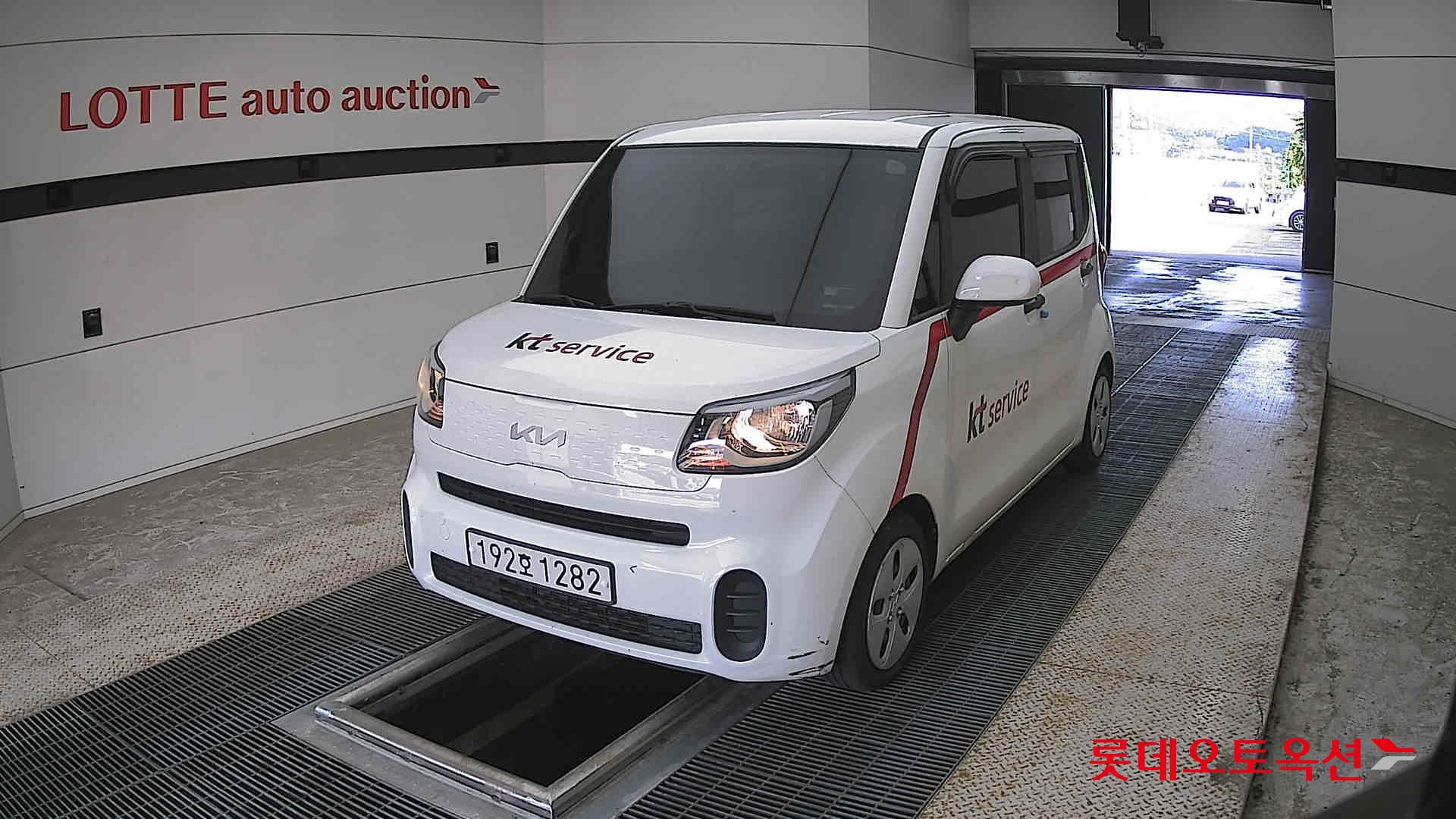 Kia Ray - 10